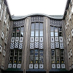 Hakesche Höfe, Cours Hackesche