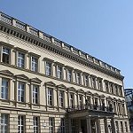 Palais am Festungsgraben