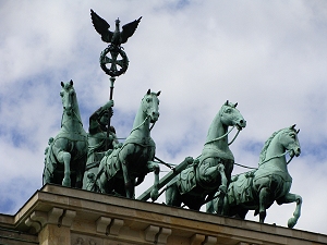 Quadriga des Brandenburger Tores am Pariser Platz, le Quadrige de la Porte de Brandebourg sur la Pariser Platz