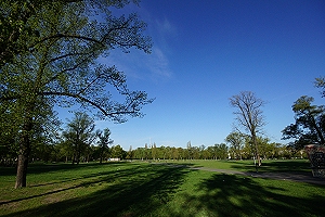 Volkspark Friedrichshain, Liegewiese
